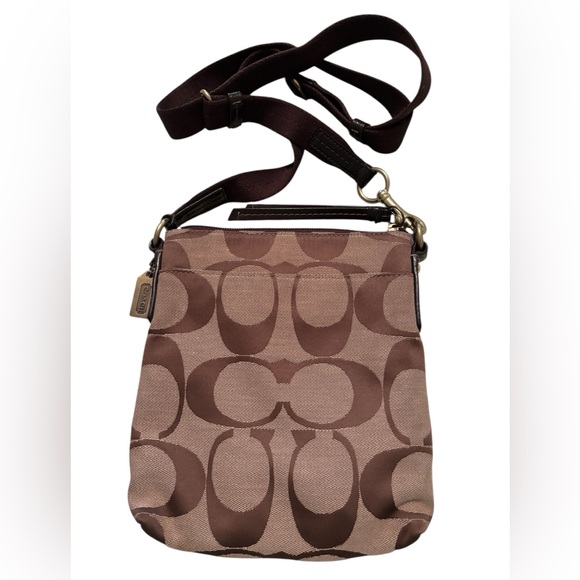 Coach brown and khaki signature swingpack crossbody - Like New - Picture 2 of 10